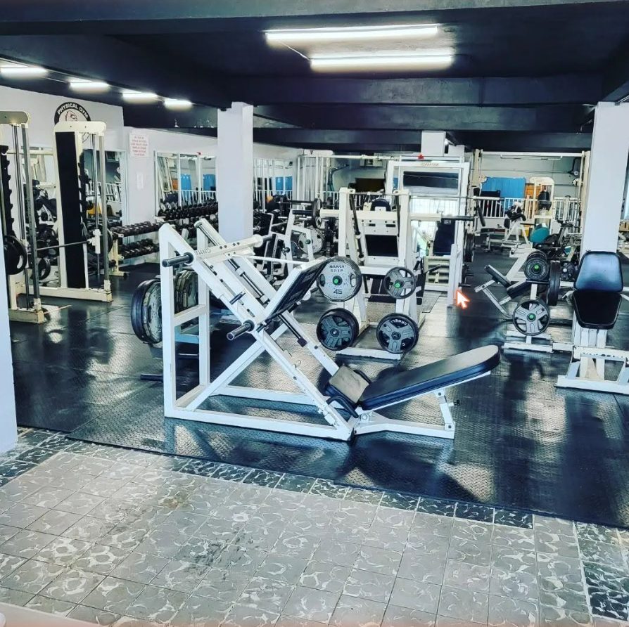 Prensa de piernas en Physical Gym